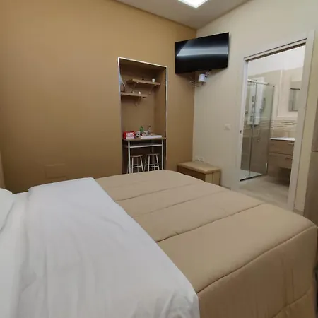 B&B Chapeau Oda ve Kahvaltı 4*
