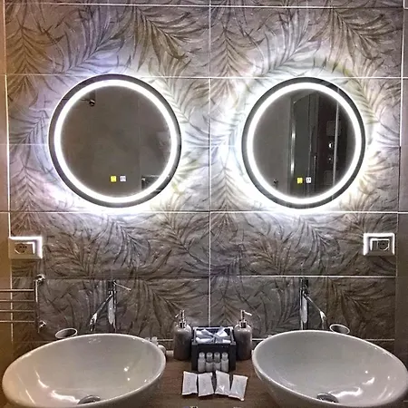 B&B Chapeau Oda ve Kahvaltı 4*